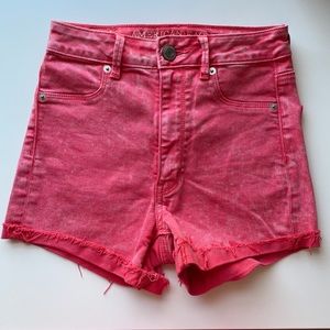 American Eagle red high rise shorts ♥️